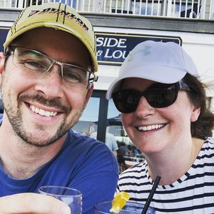 Meet your Posher, Hillary